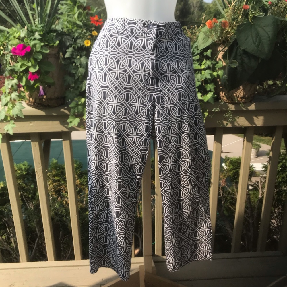 Jones New York Signature Capri blue/white, Size 12